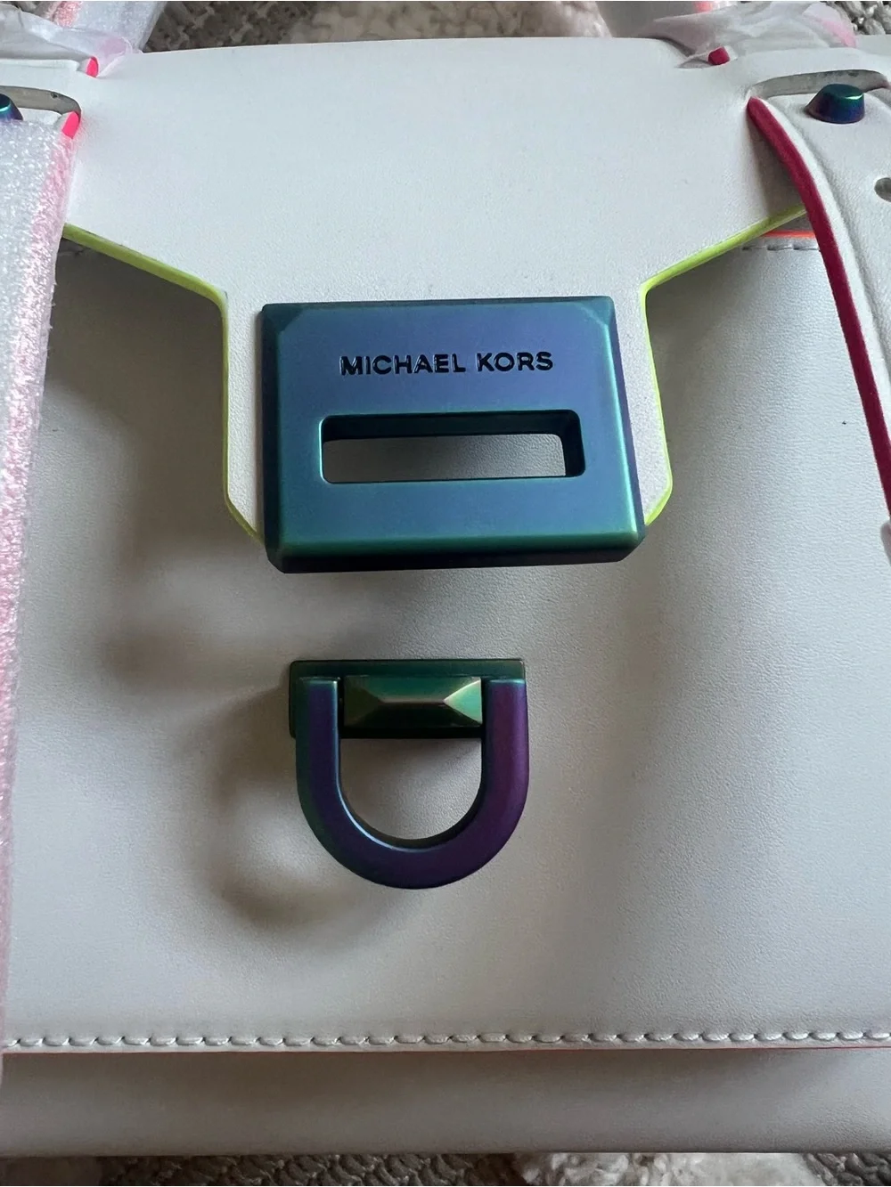 New Michael Kors Manhattan Crossbody Bag NWT!